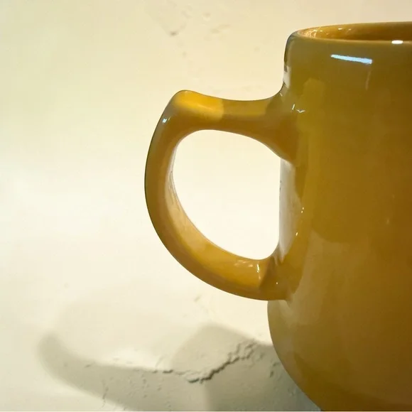 Fiesta Daffodil Pint/ Beer Mug - Picture 2 of 4